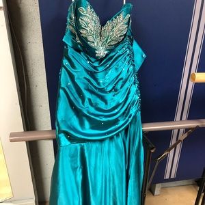 Strapless Teal Special occasion/Prom dress